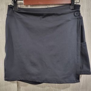 Low Rise 2-in-1 Button Side Pocket Plain Sports Short